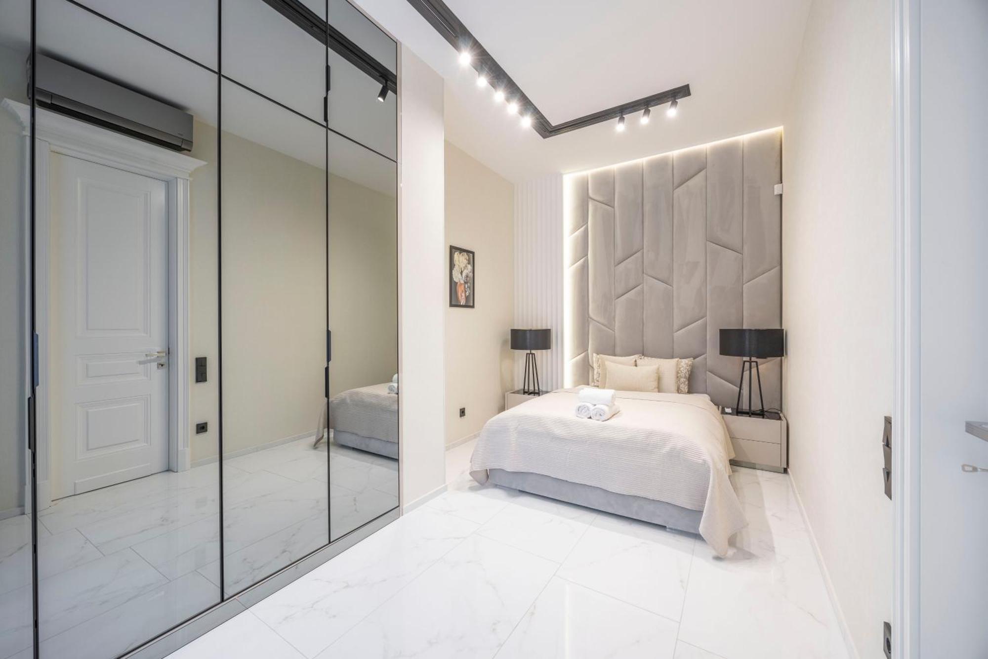 Luxurious High-End Central Grand Residence Next To The Basilica Budapest Extérieur photo